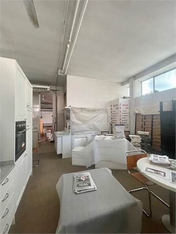 SPAZIO COMMERCIALE OPENSPACE