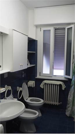 BAGNO CON DOCCIA